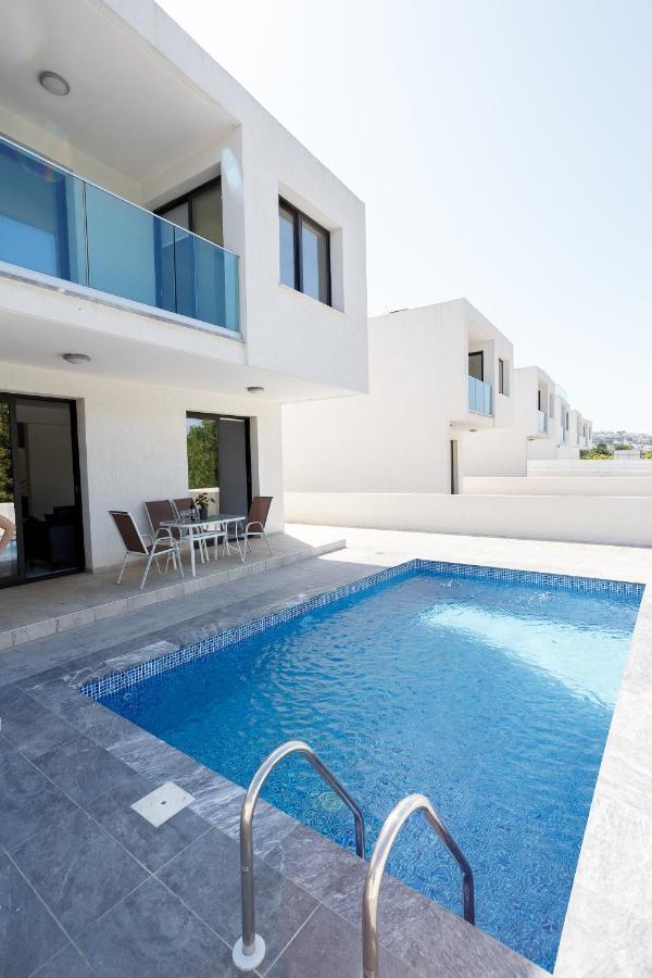 Cosy Paphos Villa - By Imh Travel & Tours מראה חיצוני תמונה